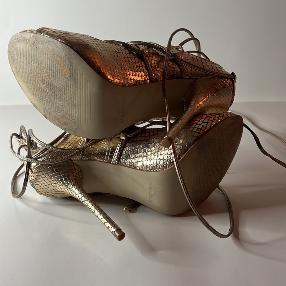 Steve Madden Roxie Gold Snake - Picture 7 of 10